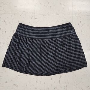 Roxy Black and Gray Striped Cotton Blend Mini Skirt Y2K Surf Skater Size Large